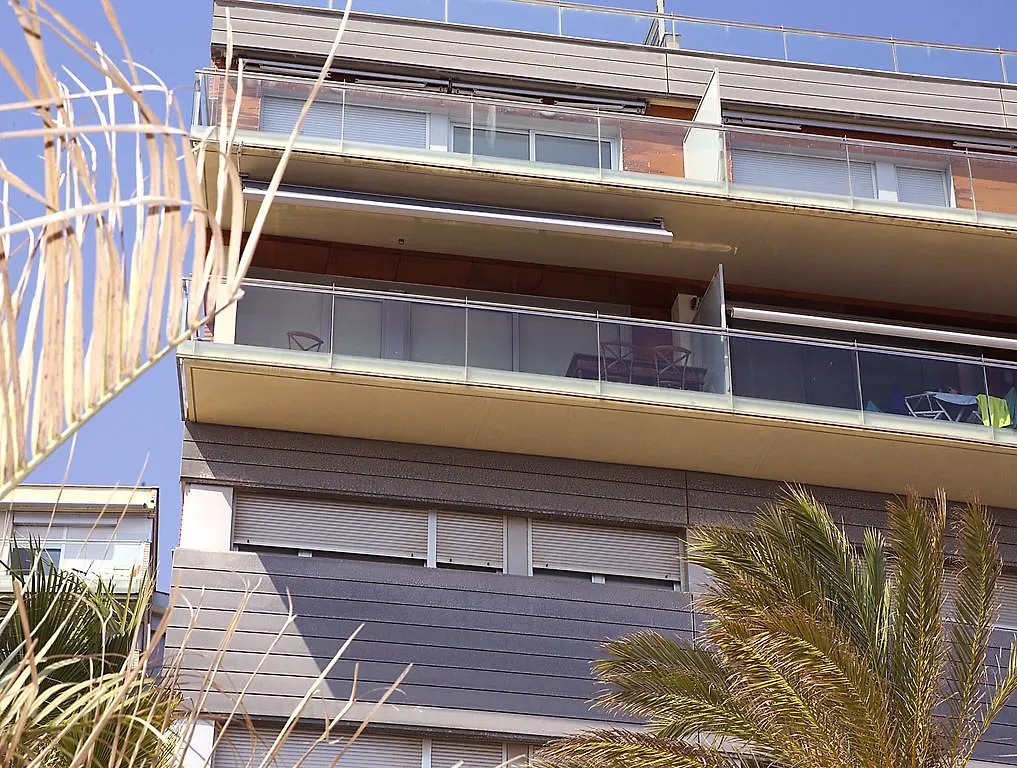Great Sea-Side Barcelona Apartment バダロナ 0*,